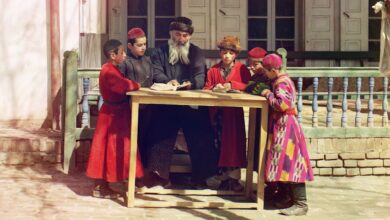 Jewish Children with their Teacher in Samarkand