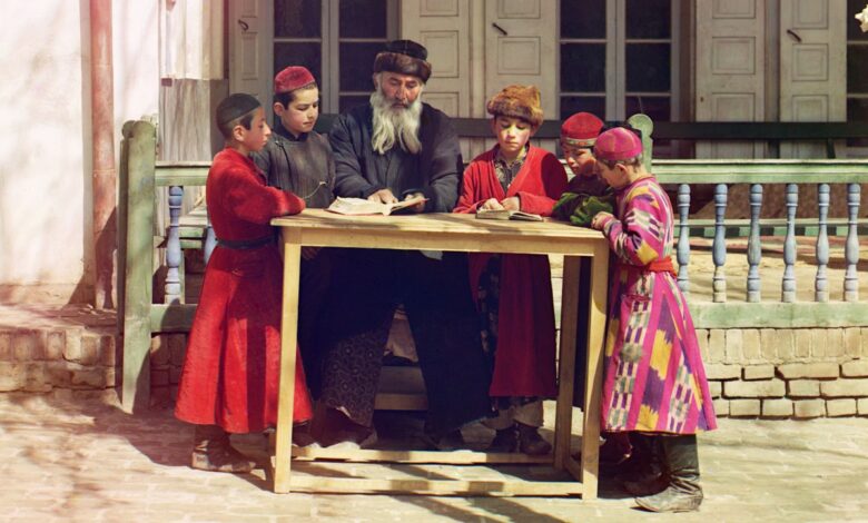 Jewish Children with their Teacher in Samarkand