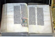 1200px Bible.malmesbury.arp